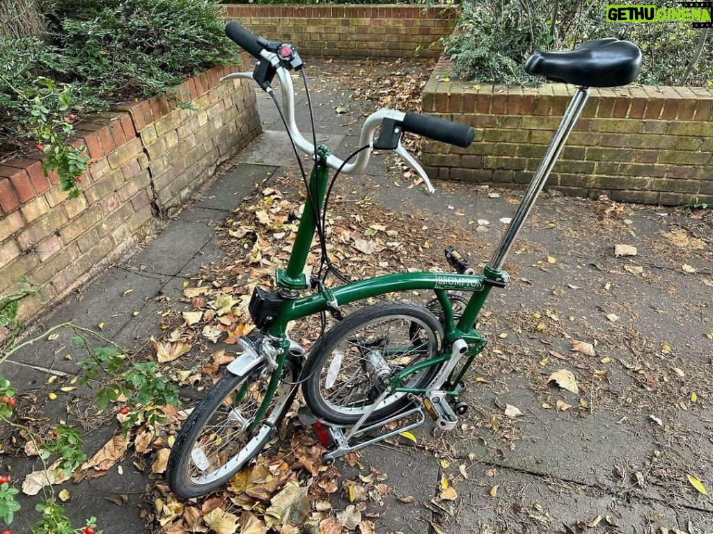 James May Instagram - Meaningless wintry Brompton picture.