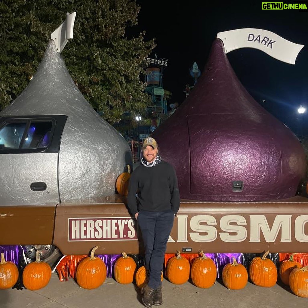 James McAvoy - 414.6K Likes - Had the best time at @hersheypark massive thanks for looking after the fam and I. great coasters and even better hospitality from Jacqui and Hector. #sweetestplaceonearth