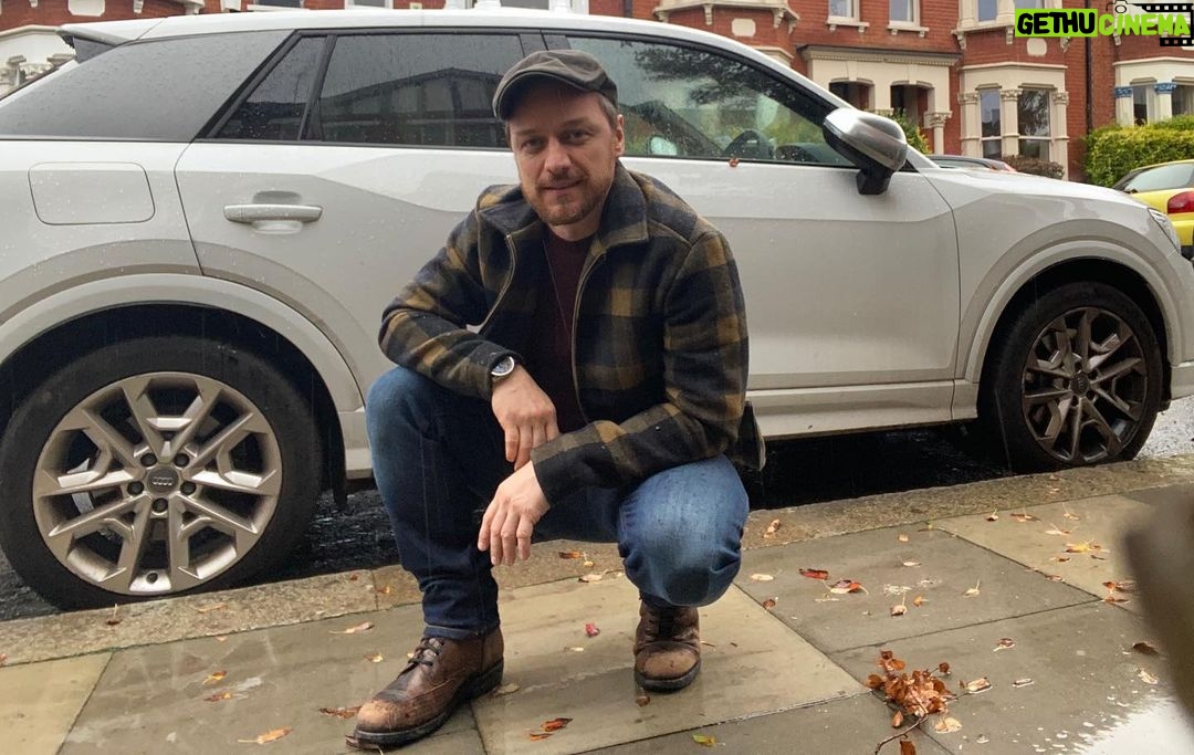 James McAvoy - 208.6K Likes - Once again thanks to @audiuk for the excellent motor. Loving my SQ2. #gifted #ad