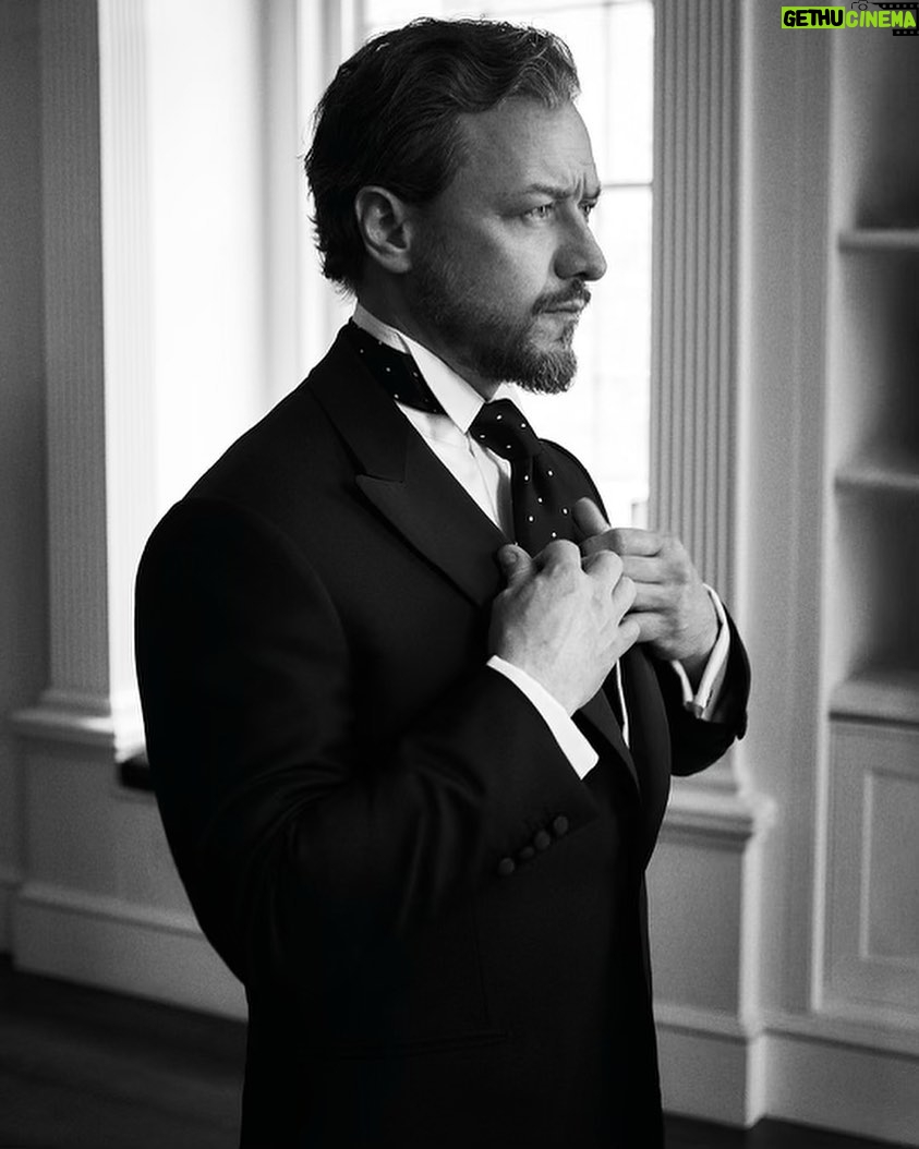 James McAvoy Instagram - A @dunhill film by @nicolaibismarck @mrsimonholloway @jaegerlecoultre @cartier #dunhill #metball #metgala #fashion London, United Kingdom