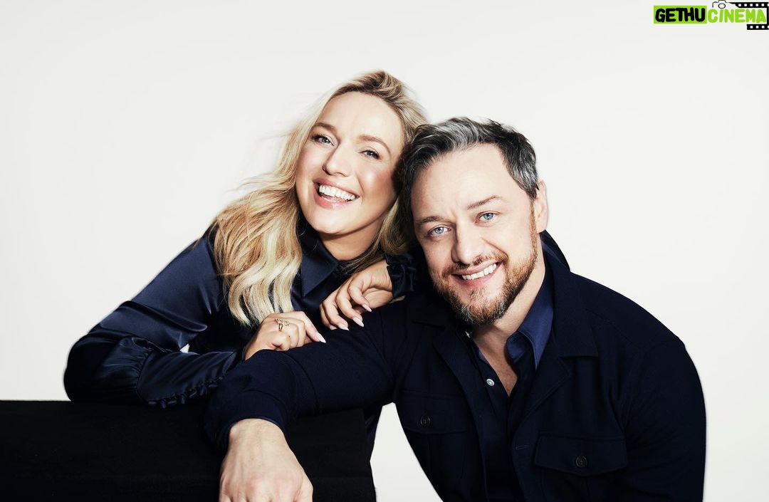 James McAvoy Instagram - Loved getting to do a piece in the @radiotimes with my beautiful sister @joyjoymcavoy we’ve both got shows on the @bbc this Christmas. #radiotimes @darkmaterialsofficial @twodoorsdownfans big thanks to @tarahmakeup for getting me slicked.