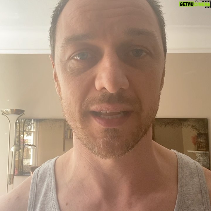 James McAvoy - 217.2K Likes - #masks4nhsheroes #masksfornhsheroes #dhl #zencargo #thankyounhs #stayhome