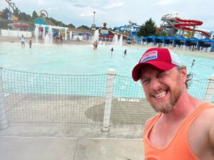James McAvoy Instagram - What a brilliant day at @dorneyparkpr massive thanks to the park staff and in particular Ryan,Sophia,Matt and Bob who took care of myself and the family with the greatest of care and attention.  Steele force is a class I’ve coaster of the modern age and we road another that was built 100 years ago and still provided all the thrills. Waterpark at the back end of the day was wicked!!!! #themepark #rollercoasters #coasters #waterpark #wildwaterkingdom