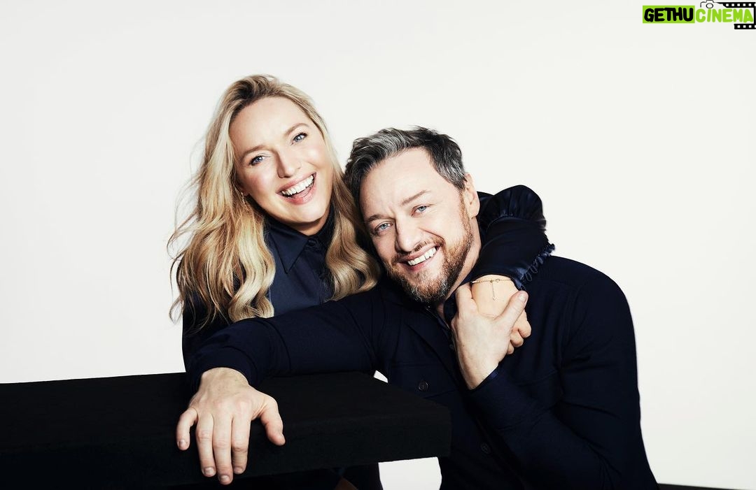 James McAvoy Instagram - Loved getting to do a piece in the @radiotimes with my beautiful sister @joyjoymcavoy we’ve both got shows on the @bbc this Christmas. #radiotimes @darkmaterialsofficial @twodoorsdownfans big thanks to @tarahmakeup for getting me slicked.