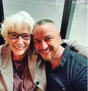James McAvoy Instagram - What treat to be surprised by my old Doc @blbuckley and the ever lovely @blbpa …you’re a legend of the stage Betty and your support isn’t taken for granted. Thanks for coming along.