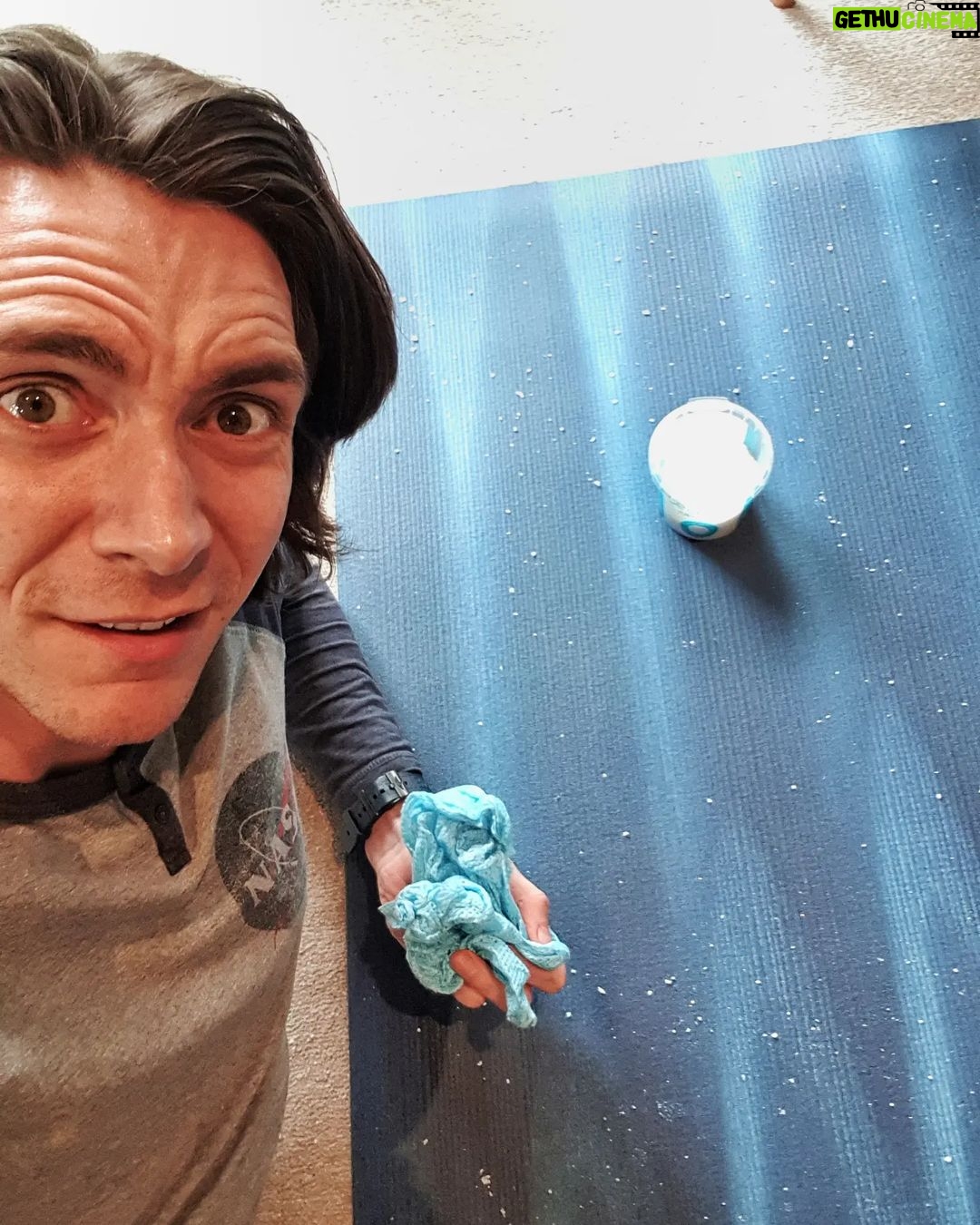 James Phelps Instagram - Things I have never done before...Washing salt into a yoga mat . (Apparently it gives extra grip). #whoknew #yoga #thedogdefinitelythinksIhavelosttheplot ð§ââïļ+ð§= ðĪŠ