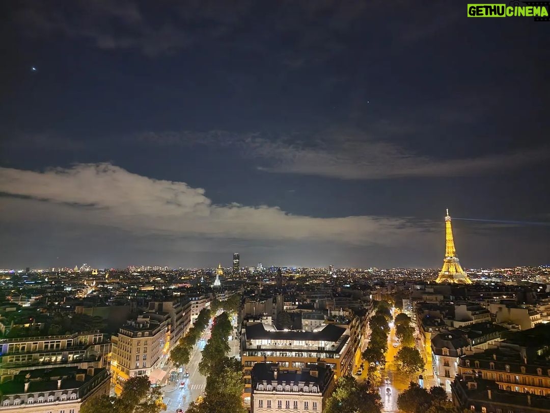 James Phelps Instagram - Paris, tu m'as manqué ! Night time wonder with my bro. I've been to Paris many times but first time up thr Arc de Triomphe. #traveltip go up here to get great views of the the Eiffel Tower & rest of the city. #Paris #pommefritestime #hashtagforthesakeofit 🇫🇷