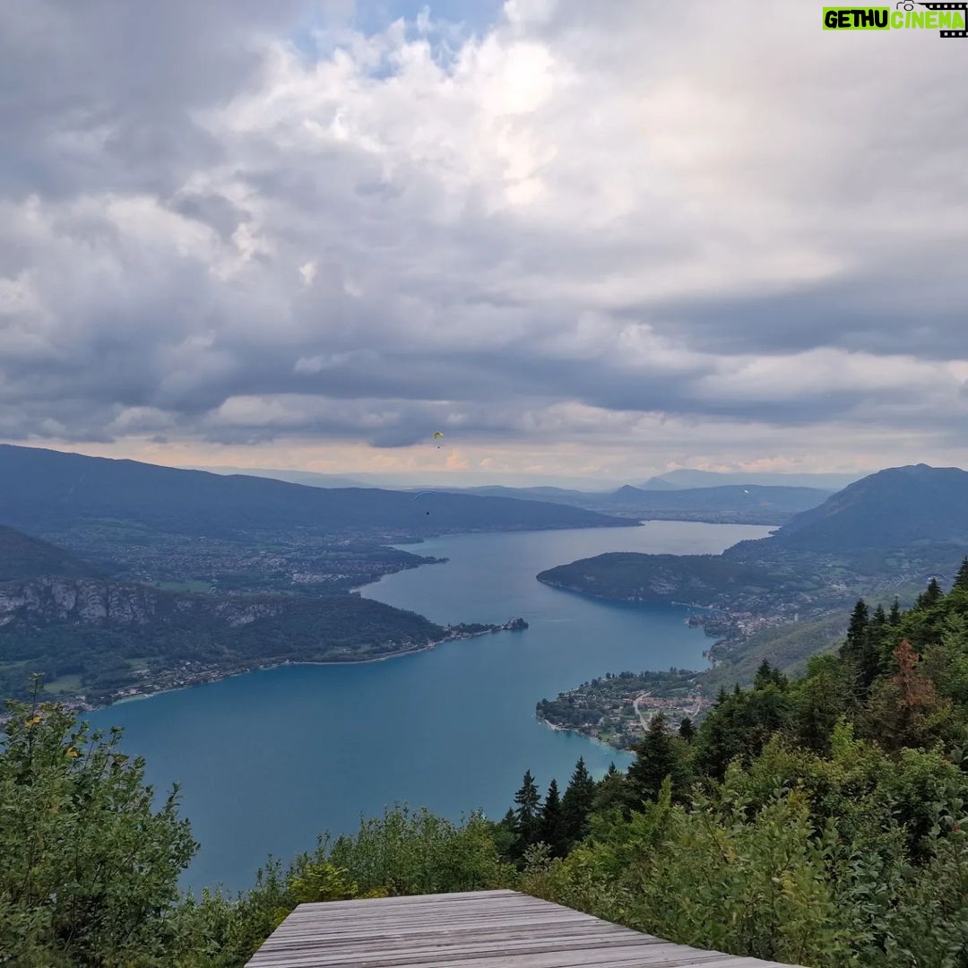 James Phelps Instagram - Day one done! This weekend I'm joining a few guys and girls in the French Alps to raise money for @thameshospice And a huge thanks to the guys at @maviccycling for making me look great on the cols and for tuning my bike fir the trip. https://www.justgiving.com/campaign/BMC2022 #Mavic #BigMountainChallenge #Thameshospice. Col de la Forclaz
