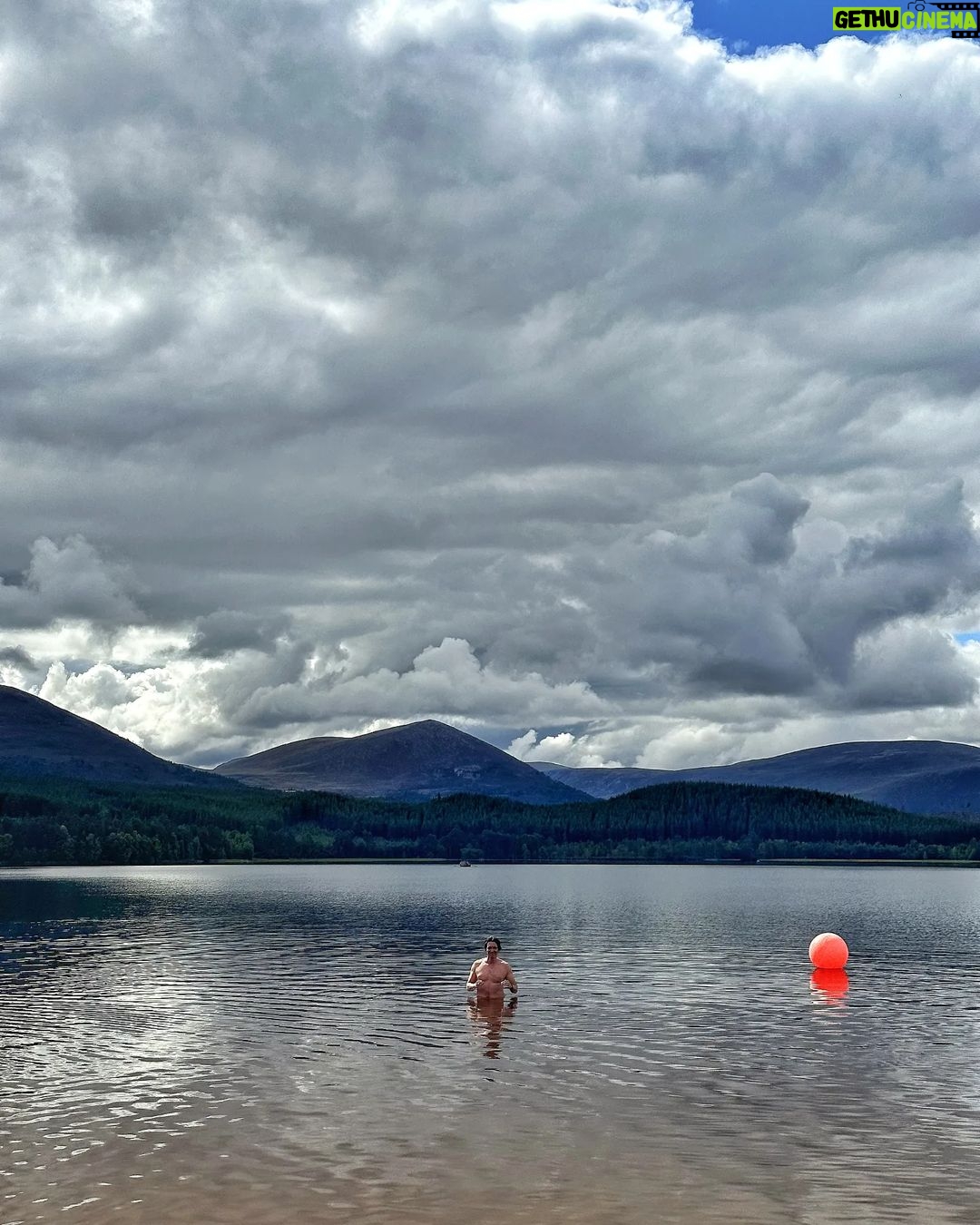 James Phelps Instagram - Morning dip in the Loch will get the blood pumping #scotland #irnbrugetsyouthrough #hashtaghashtagforthelochofit π΄σ §σ ’σ ³σ £σ ΄σ ΏπββοΈ Loch Morlich