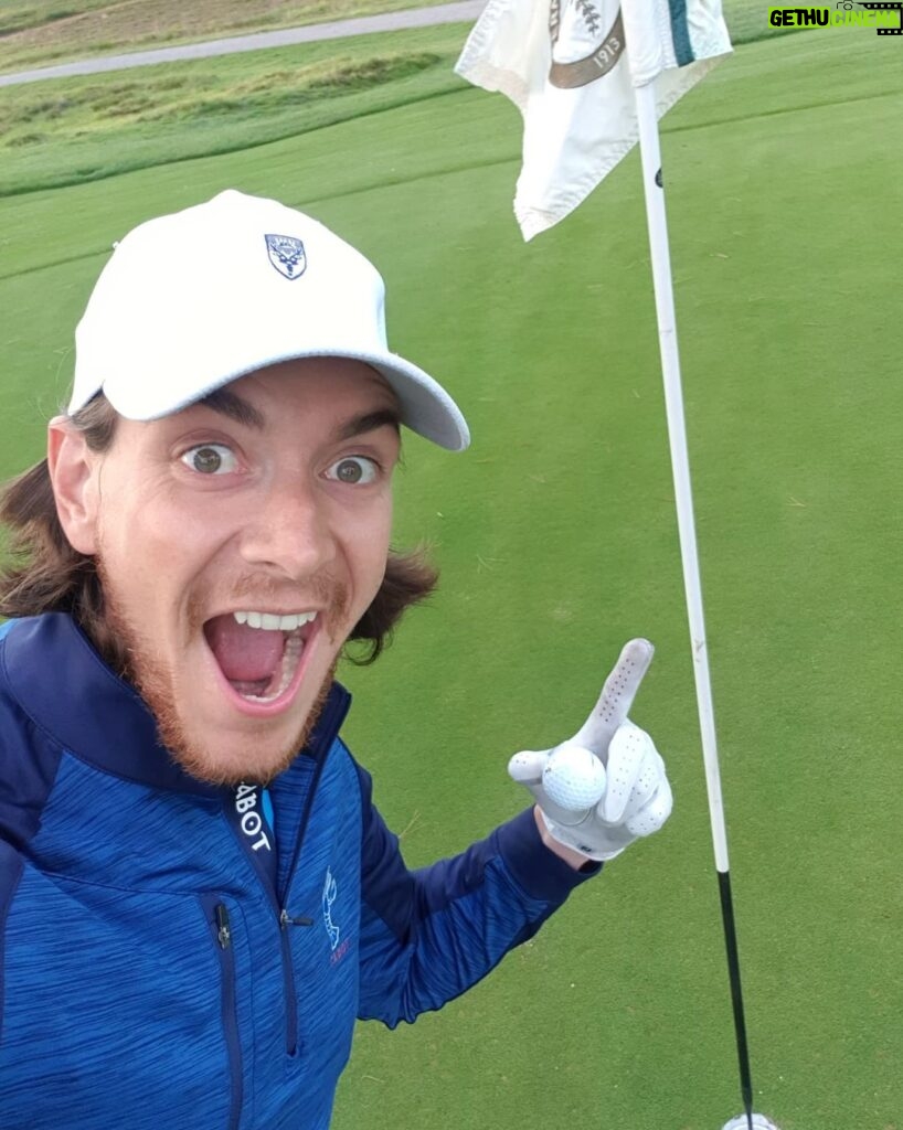James Phelps Instagram - Evening practice and got MY FIRST EVER HOLE IN ONE!! And typical no one is on the course to see it! 2nd hole, 179yrds down wind easy 7 iron, 2 jumps and in. What are the rules if the clubhouse is shut now? #golf #ICanDieAHappyManNow #ILoveThisGame #YesIDidADanceOnTheGreen 🏌️‍♂️⛳🥳🦔