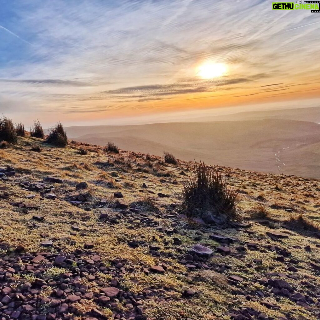 James Phelps Instagram - Took a sunrise hike up Pen-Y-Fan this morning. A little nippy, but what a view! Pen-y-fan