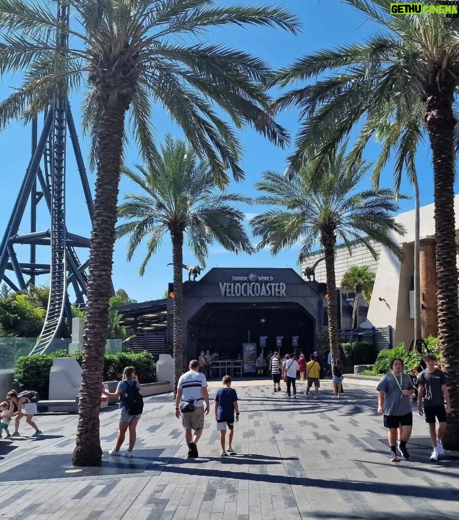 James Phelps Instagram - "I wonder if here, I can get up to no good?" Huge thanks to @universalorlando for having me today, making sure the staff at WW are still working hard, having a duff and trying (a few times) the BEST new coaster ever! #universalstudios #universalorlando #wizardingworldofharrypotter #jurassicworld Universal Studios, Orlando . Florida