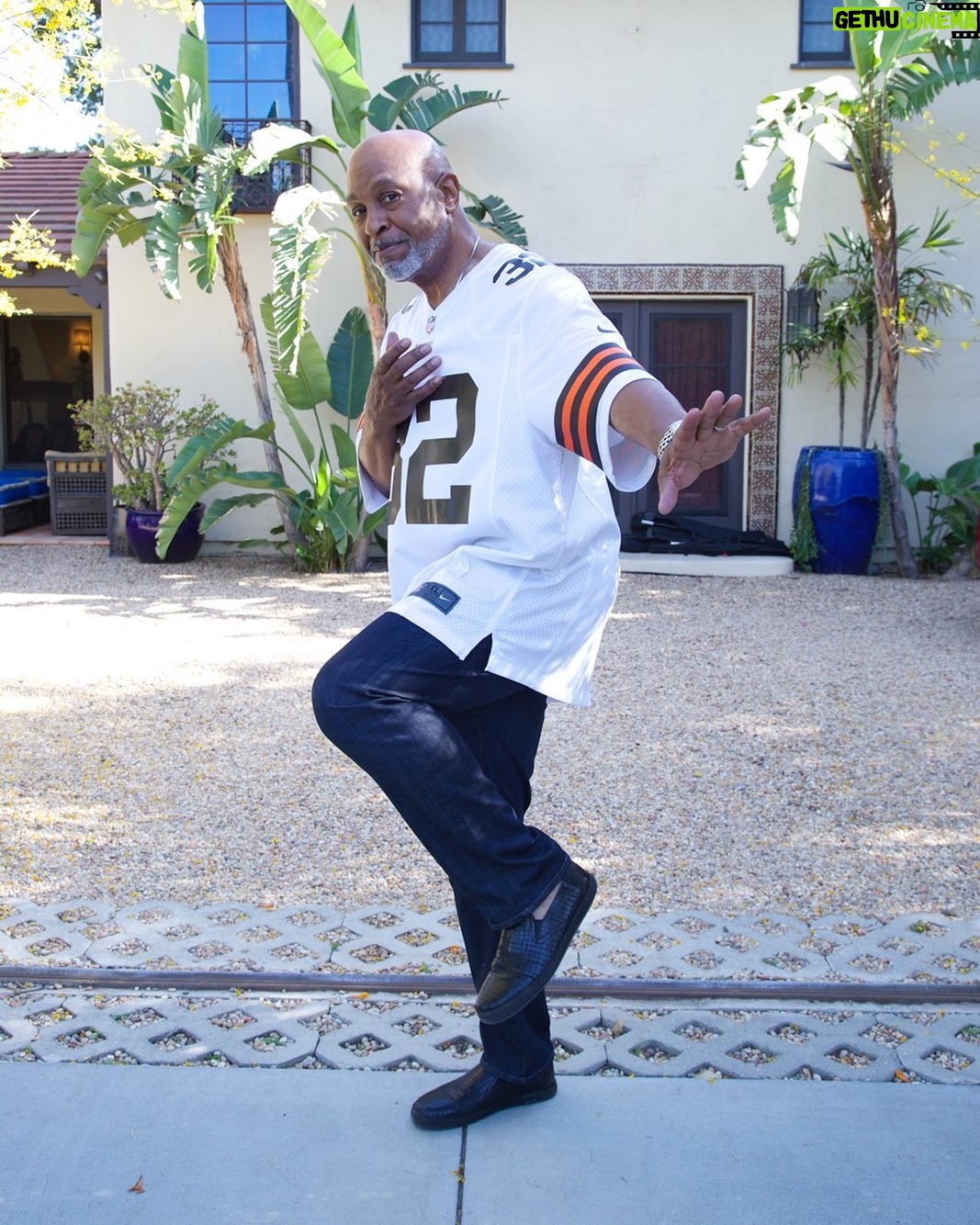 James Pickens Jr. - 65.9K Likes - Happy Friday, have a great 4th Weekend ✌🏾