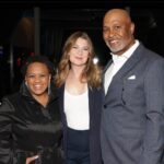 James Pickens Jr. Instagram - At our 400th episode celebration with these two amazing women, from the beginning to now! Happy Thursday All ✌🏾 . . #chandrawilson #ellenpompeo #greysanatomy #fromthebeginning #shondarhimes #shondaland Los Angeles, California