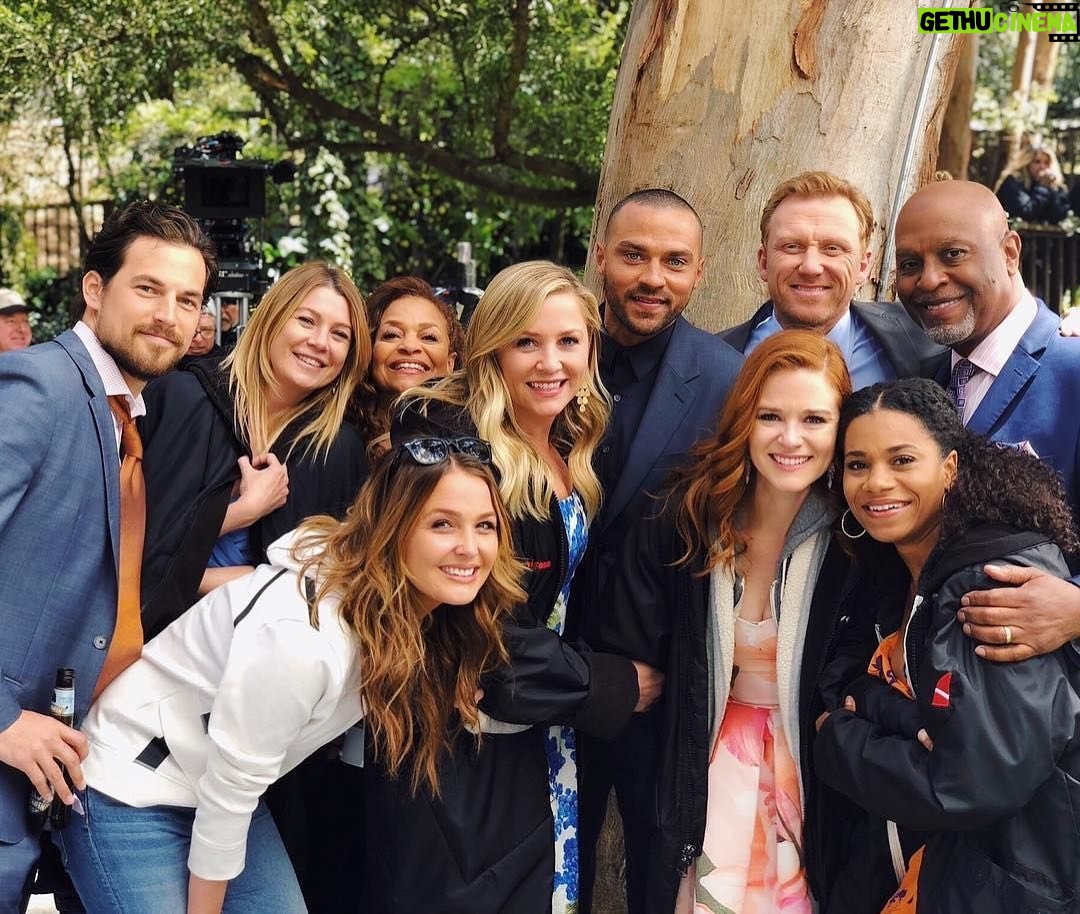 James Pickens Jr. - 209.7K Likes - Happy Tuesday ✌🏾#tbt