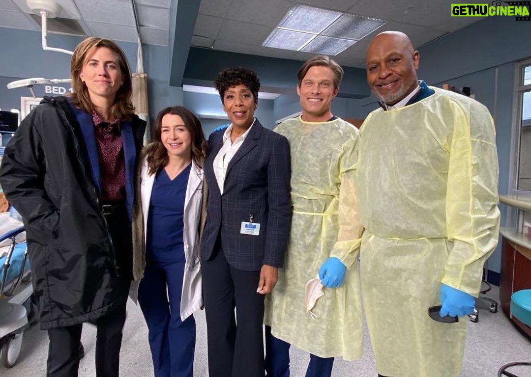 James Pickens Jr. - 32.3K Likes - Friend @dawnn_lewis is on the show tonight, be sure to tune in 🎬
@dawnn_lewis 📷