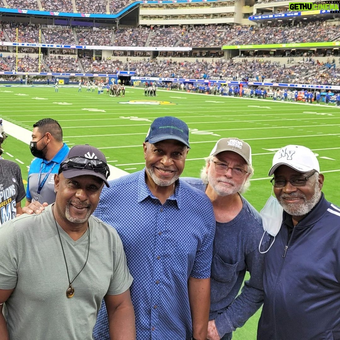 James Pickens Jr. Instagram - With Skeeter, Jamie and Garrett. The new SOFI stadium, it's absolutely beautiful! Go Rams! Happy Sunday all ✌🏾 SoFi Stadium