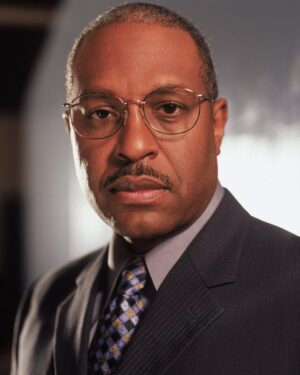 James Pickens Jr. Instagram - TBT⚡️ Years back from my time on The X Files. Happy Thursday friends. Take care of each other & stay safe. 
.
.
#leadwithlove #thexfiles