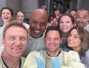James Pickens Jr. Instagram - Happy Friday Fam 😉!