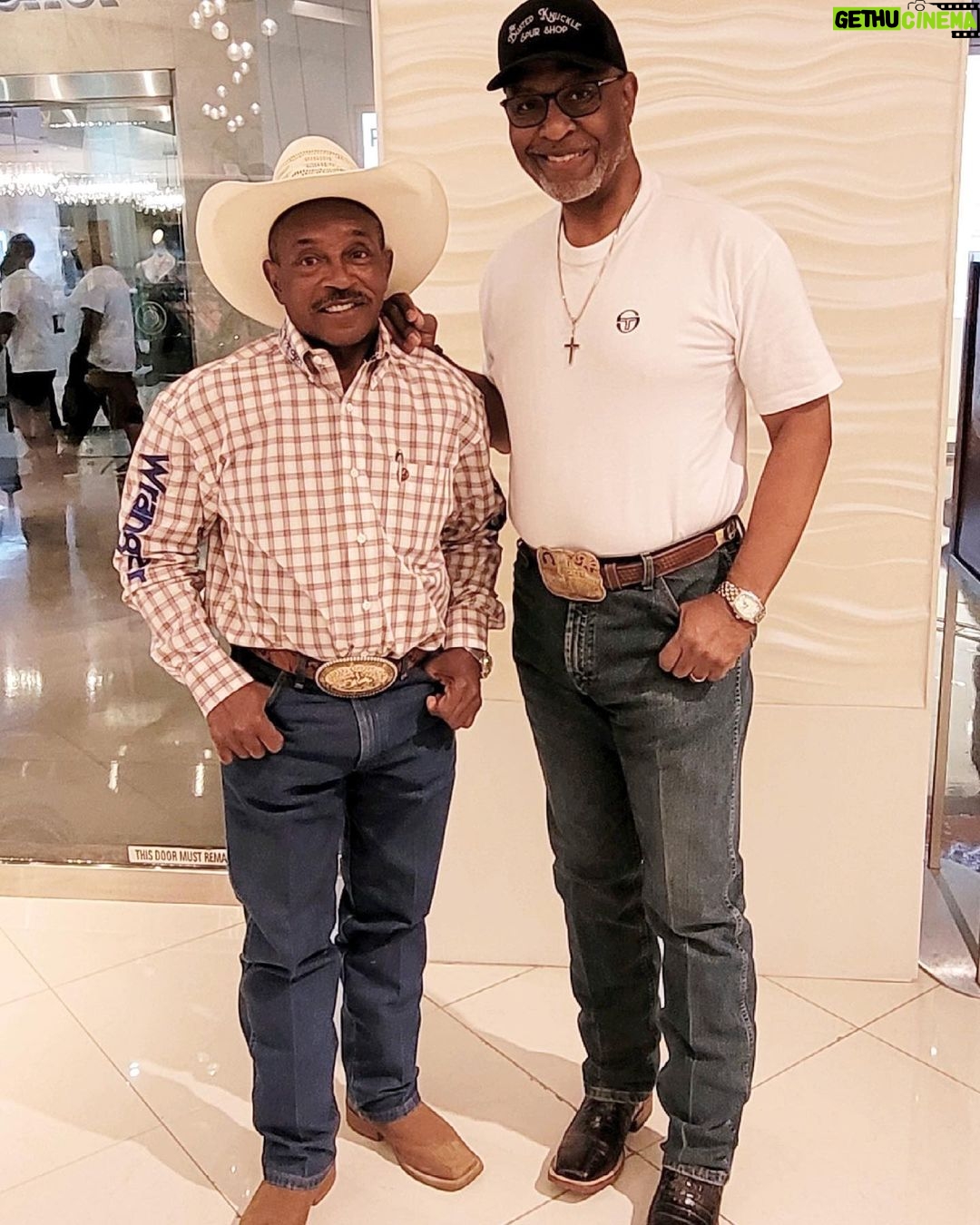 James Pickens Jr. - 28K Likes - With my buddy Charlie Sampson, first Black Cowboy to win a PRCA gold buckle 🔥
