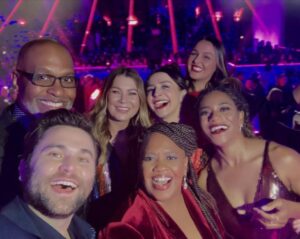 James Pickens Jr. Instagram - What a night! Thanks to all our amazing fans 🙏🏾✌🏾
.
#greysanatomy #peopleschoiceawards #jamespickensjr