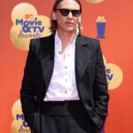 Jamie Campbell Bower Instagram – MTV Movie awards with some friends. 
@strangerthingstv @mtv