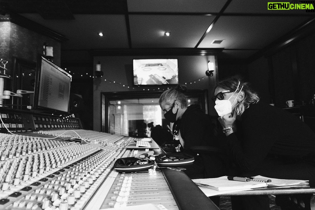Jamie Campbell Bower Instagram - With my main man. Keep it still kids. 🖤💀🖤