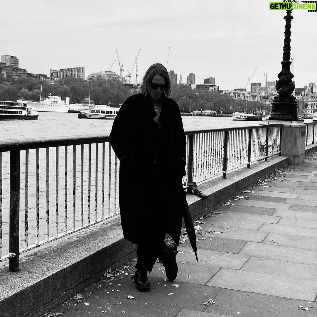 Jamie Campbell Bower Instagram - Back in the manor x