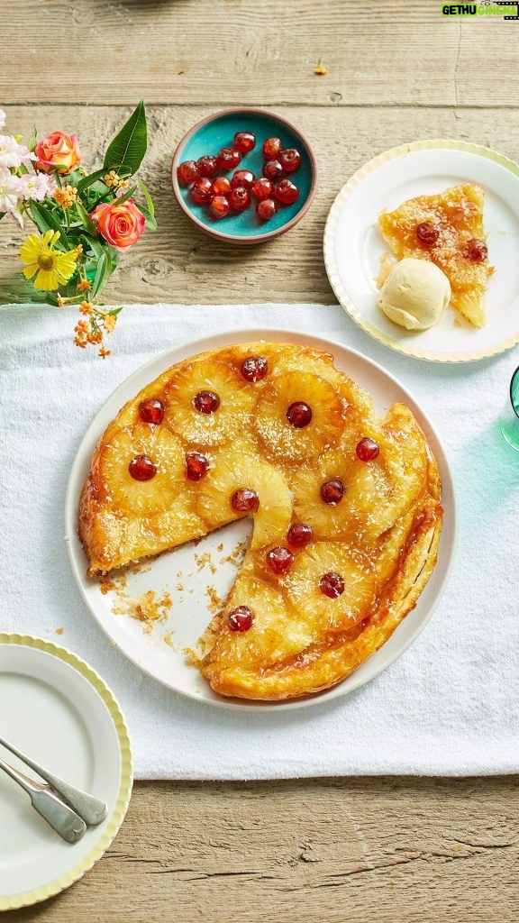 Jamie Oliver Instagram - I am a big advocate of a lovely sweet treat every now and again and this pina colada tarte Tatin really is just that ! With Mother’s Day just around the corner why not make her a pud based off a classic cocktail !!! And you know what I really love about this recipe.....it uses beautiful tinned pineapple so not only is it nostalgic, it’s also really easy to whip up! Recipe link in my bio x x #mothersday #jamieandtesco #ad