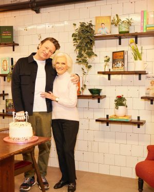 Jamie Oliver Instagram - While the wonderful Mary Berry visited my London HQ for the good school food awards lunch…she was kind enough to open her very own “ Mary Berry Meeting room” dedicated to her….at work I dedicate meeting rooms to inspirational cooks and chefs that mean a lot to me and we decorated it accordingly and it makes a wonderful place for me and my team to get inspired and plan…. Thank you Mary we all love you so very much xxxx