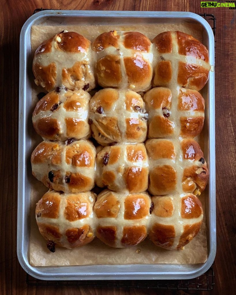 Jamie Oliver Instagram - One of the great debates ha ha ha.....is it too early to start eating hot cross buns ??? #hotcrossbuns #weekendvibes #spring