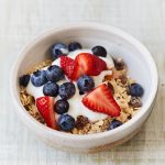 Jamie Oliver Instagram - There’s no better way to start the day than with a healthy, delicious and nutritious breakfast, it really does set you up for the day ahead whether you’re working from home or out and about! Hit the link in my bio for a whole host of lovely breakfast ideas x x #breakfast #mondaymotivation #breakfastideas