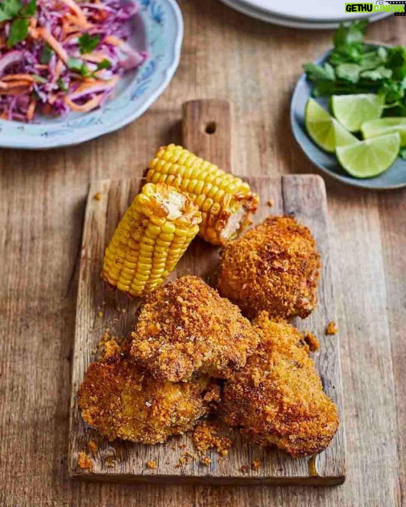 Jamie Oliver Instagram - I know so many of you have been asking for more air fryer recipes so me and my team have gathered together a whole host of delicious ideas for you all over on my website ! Hit the link in my bio and let me know your favourite ! jo xx #airfryer #airfryerrecipes #weekendvibes
