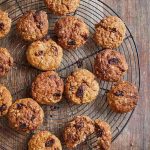 Jamie Oliver Instagram - I know so many of you have been asking for more air fryer recipes so me and my team have gathered together a whole host of delicious ideas for you all over on my website ! Hit the link in my bio and let me know your favourite ! jo xx #airfryer #airfryerrecipes #weekendvibes