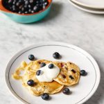 Jamie Oliver Instagram - There’s no better way to start the day than with a healthy, delicious and nutritious breakfast, it really does set you up for the day ahead whether you’re working from home or out and about! Hit the link in my bio for a whole host of lovely breakfast ideas x x #breakfast #mondaymotivation #breakfastideas