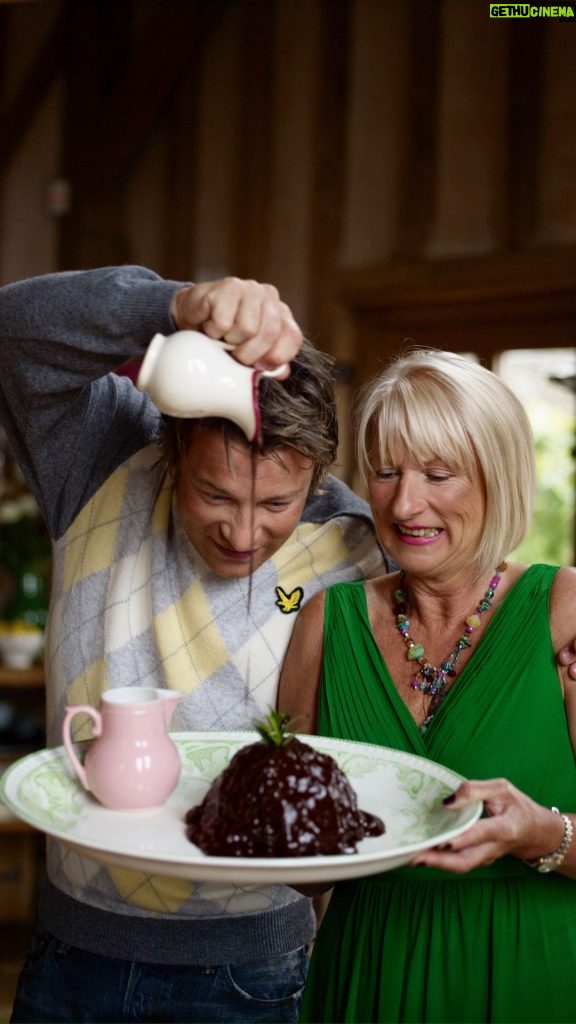 Jamie Oliver Instagram - Happy Mother’s Day to my wonderful mum ! Great memories of us in the kitchen ha ha ha xxxxx #mothersday