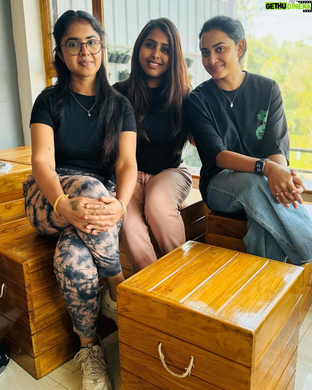 Janani Ashok Kumar Instagram - In the end, only three things matter: how much you loved, how gently you lived, and how gracefully you let go of things not meant for you. - Buddha Coimbatore, Tamil Nadu