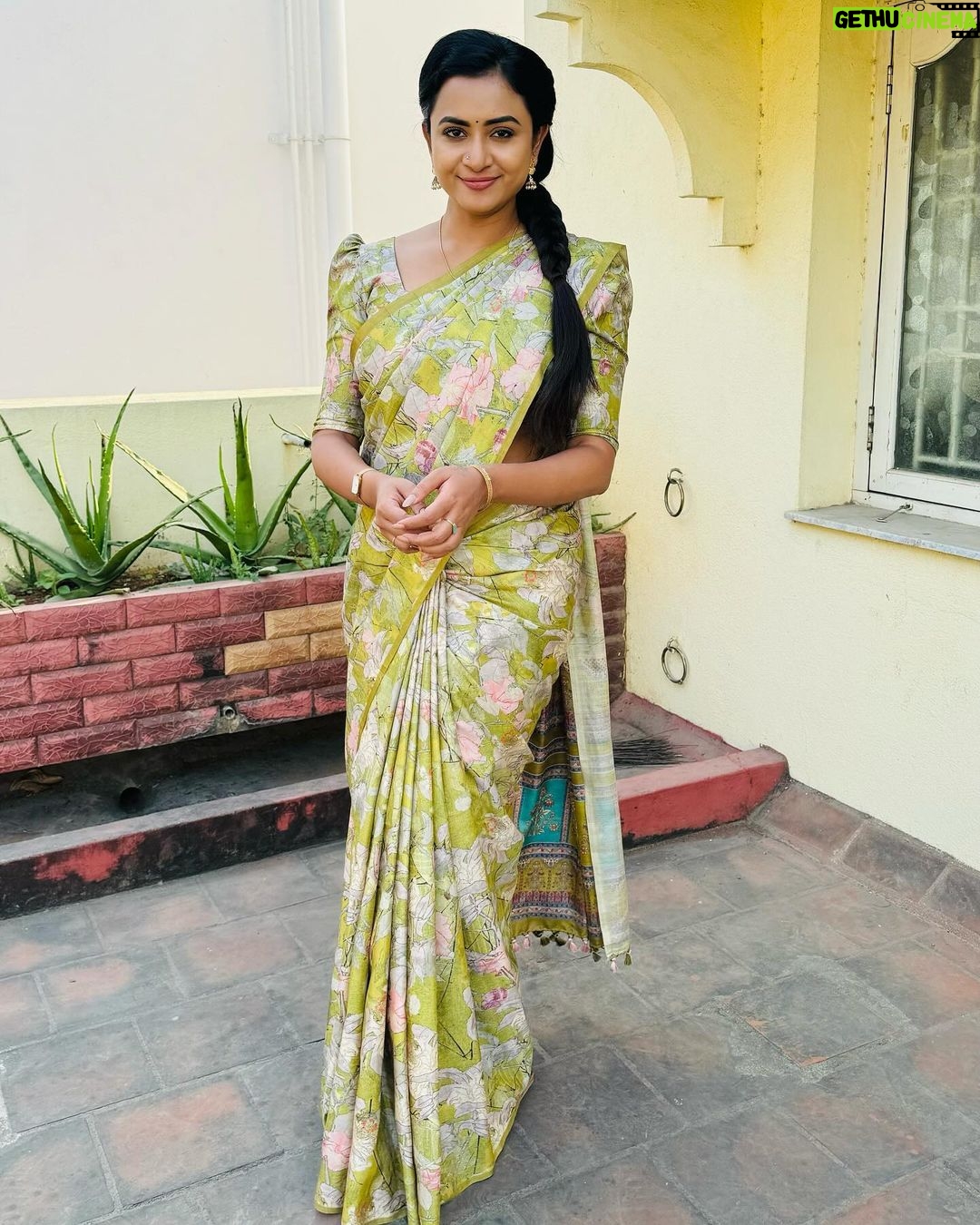 Janani Ashok Kumar Instagram - Wearing : @bharanisilks Chennai, India
