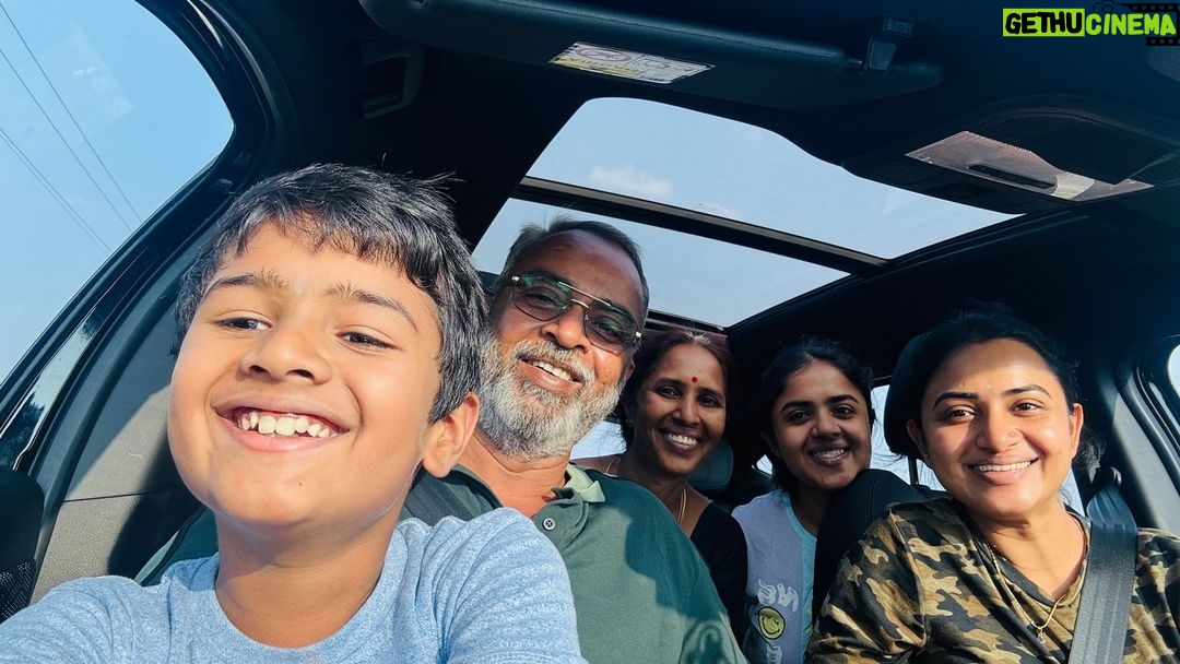 Janani Ashok Kumar Instagram - A picture to be framed 🖼️ ✨💫🫶🏼🥹🥲🧿 Coimbatore, Tamil Nadu