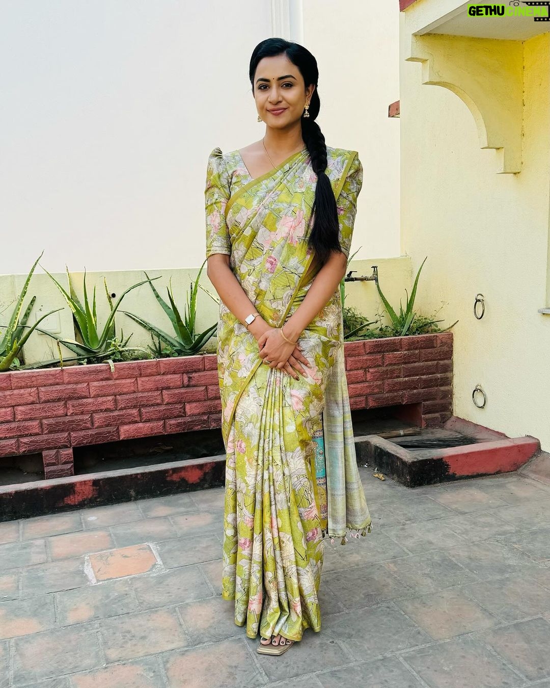 Janani Ashok Kumar Instagram - Wearing : @bharanisilks Chennai, India