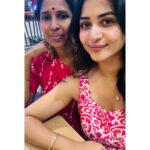Janani Ashok Kumar Instagram - “அம்மா”- என் உயிருள்ள மூன்றெழுத்துக் கவிதை..! Chennai, India