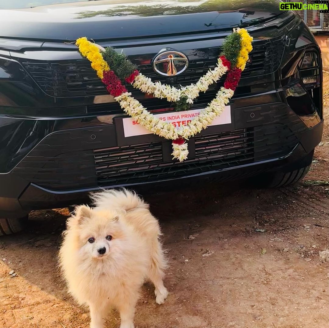 Janani Ashok Kumar Instagram - Loving & Living this life 🥹🫶🏼🧿 January 2024 = Grateful Heart ❤️ Especially the people in my life 🫠🫶🏼✨💫🙏🏼 Coimbatore, Tamil Nadu