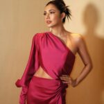 Jane De Leon Instagram - Getting back on track with a stylish chic look for the Red Carpet Premiere of Shake Rattle and Roll Extreme last night. 💗