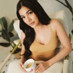 Jane De Leon Instagram - A cup of magic from morning to midnight. Thanks to my fave @kopiko.ph #KopikoBlanca ☕️✨