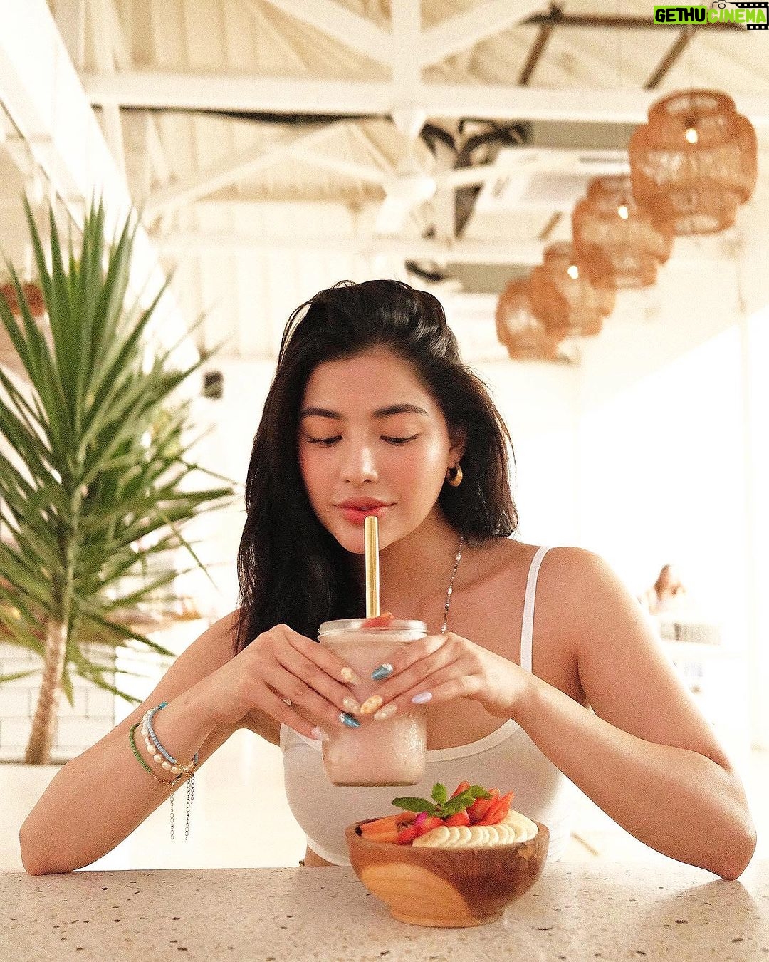 Jane De Leon Instagram - Perfect time to refresh 🍹