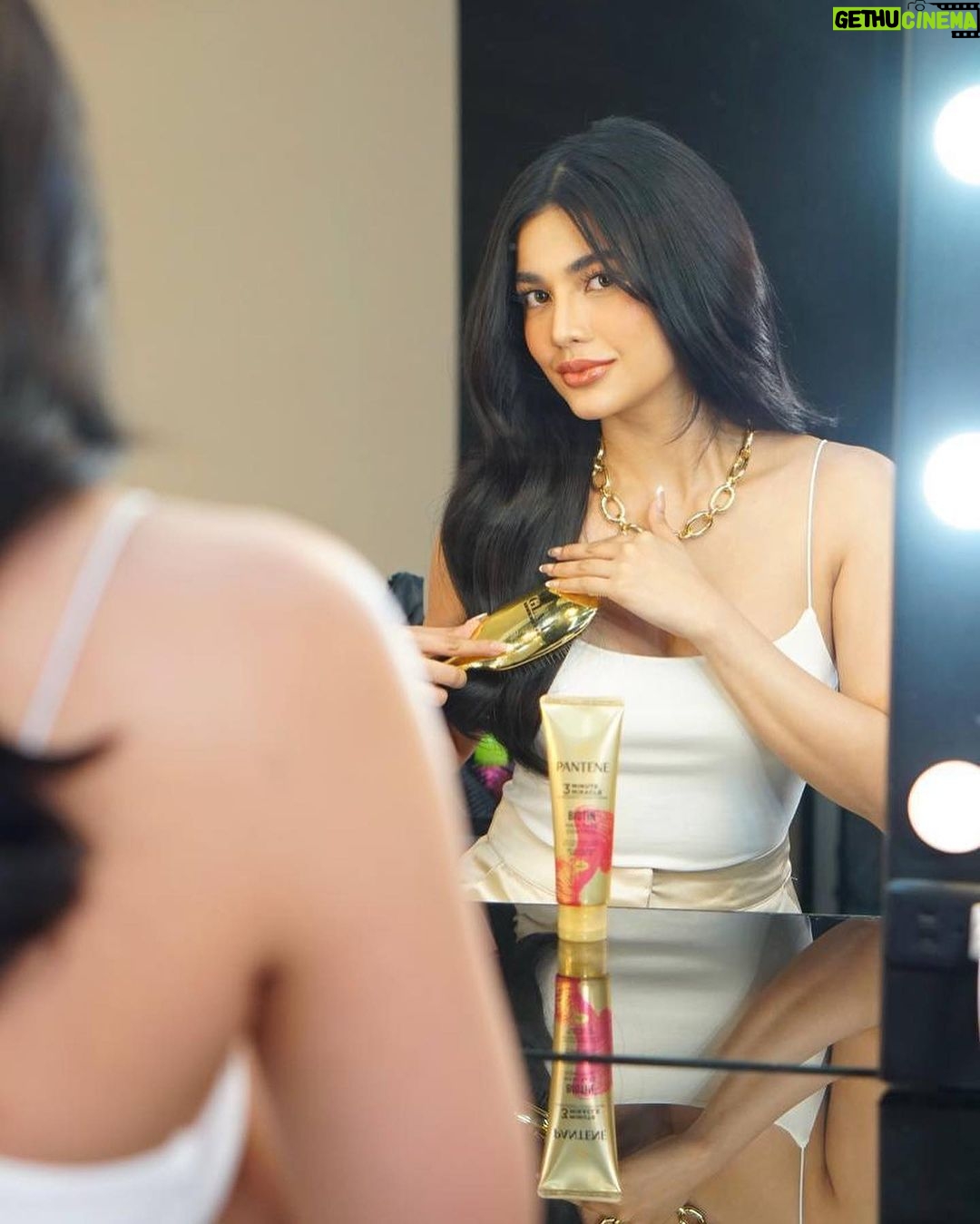 Jane De Leon Instagram - Definitely in my best era! ✨💛 Finally achieved all-day smooth hair with less frizz with Pantene Supplement Conditioner! Experience the Pantene difference for just P1! For Minimum P100 Purchase of Any Hair Care, for Cardholders of Participating Outlets in GMA Only! Terms & Conditions Apply. Promo Runs from August 1, 2023 to September 30, 2023 PER-DOH-FDA-CCHUHSRR PERMIT NO. 0661 S. 2022