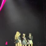 Jane De Leon Instagram - My heart is so happy! 🥺💓 after 4 years nakita ko ulit sila. Kapagod but worth it! @blackpinkofficial Thank you so much @cash.waves for our Blackpink shirts!