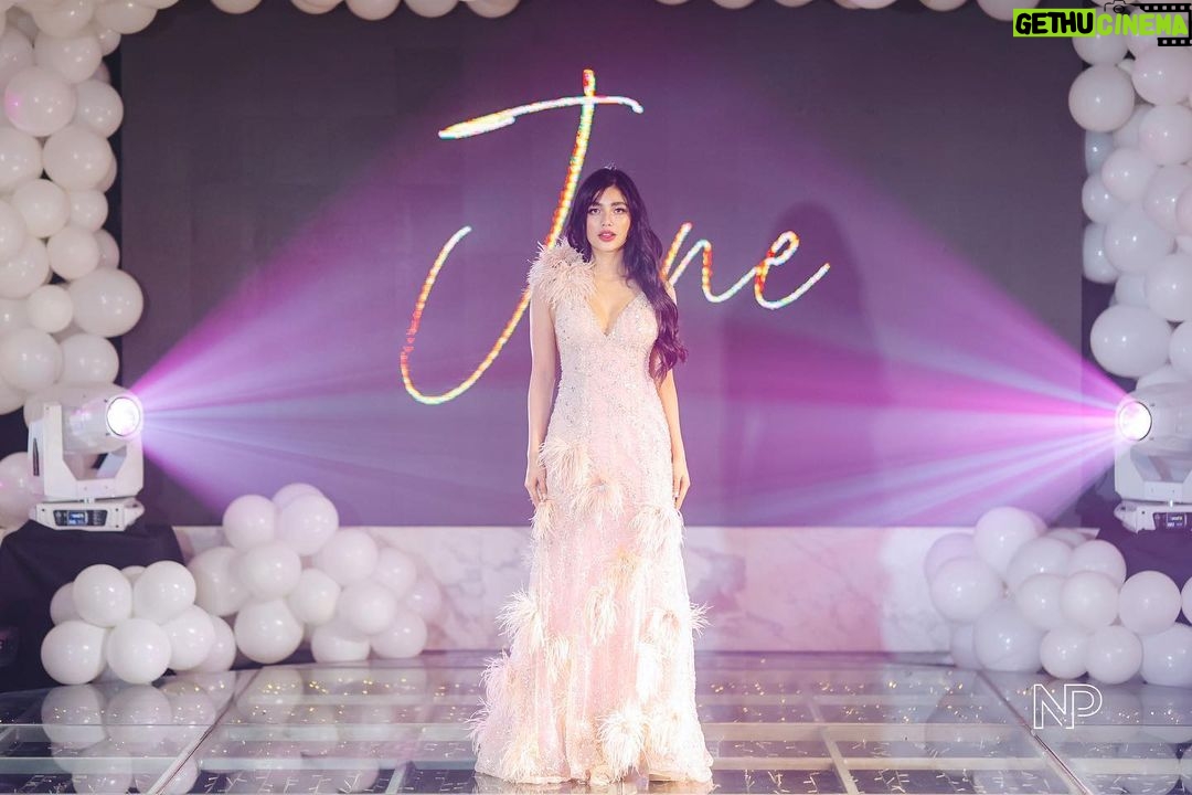 Jane De Leon Instagram - My night with family and friends was filled with fun and surprises. My heart is overwhelmed because of these beautiful souls celebrating with me. I love you guys! π€ So thankful to the many blessings God has given me. To the people who showed me their love and support all these years and made me who I am today, I love you! β¨ Looking forward to more opportunities and blessings in the years ahead ππ» Lastly, the people behind the event, despite the lack of time and busy schedules you were still able to make my special celebration a success. THANK YOU! @okadamanila @cotevents @gideonhermosa @4thwall.group @glamourizedph @lxeventspro @alwaysinmotionlive @honeyglazecakes @mkqua @ariesmanal_hair @eldzstyles @poseandprint @niceprintphoto @printdivas @kevinlapena @belobeauty @3rdavenuemusic* . @simplygiving_ @nails.and.glamour Okada Manila