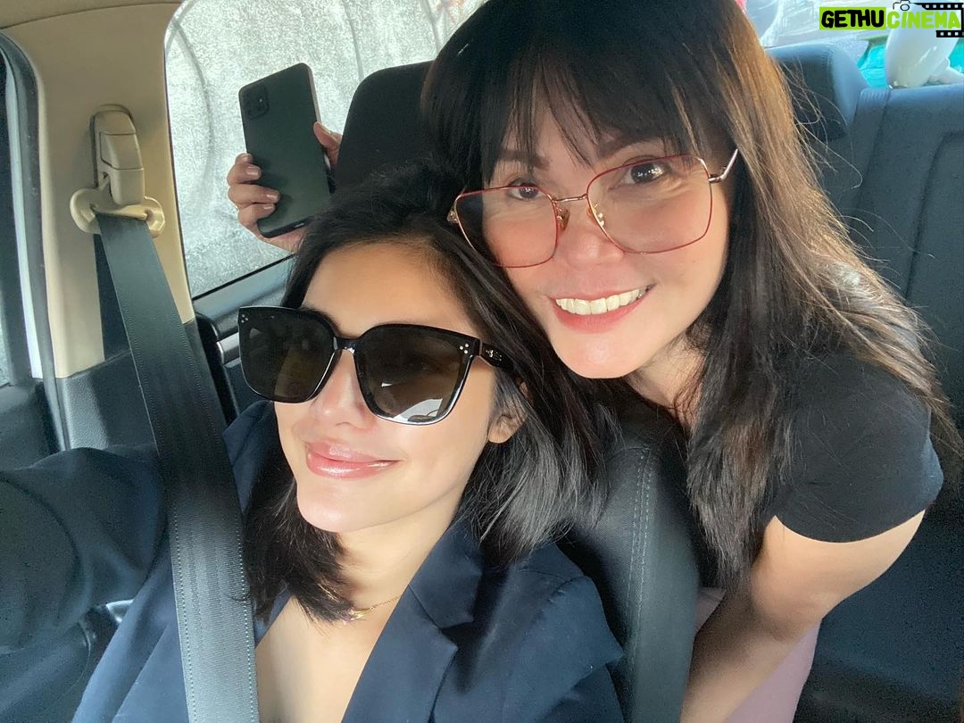Jane De Leon Instagram - With my sister.. ay mom pala hahaha! I love you! ❤️