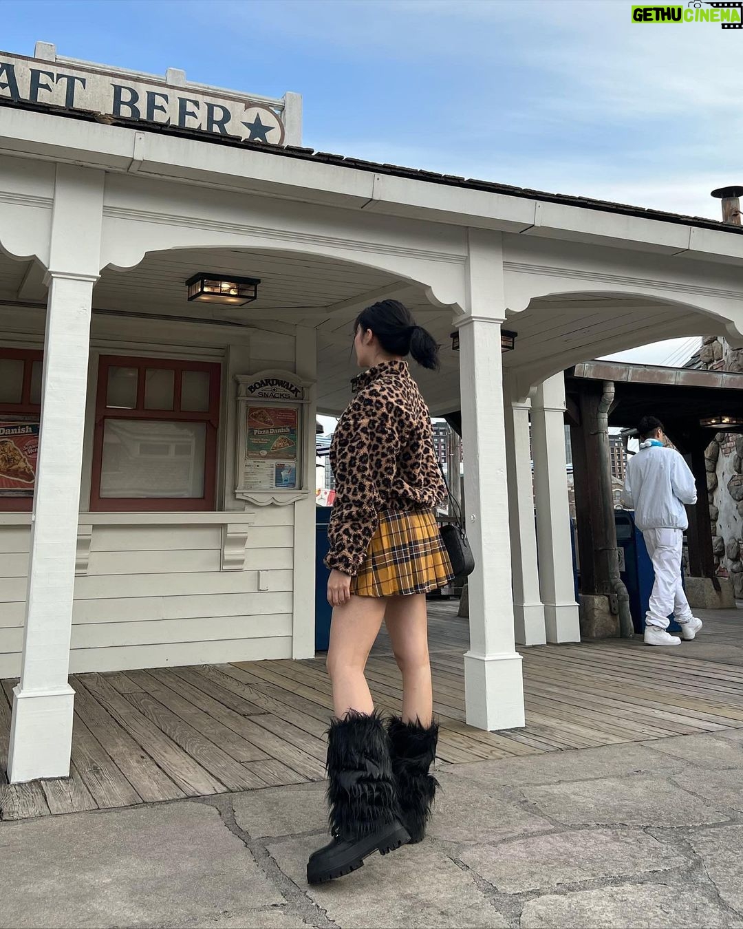 Jane De Leon Instagram - Let’s go on a ride. Universal Studios Japan